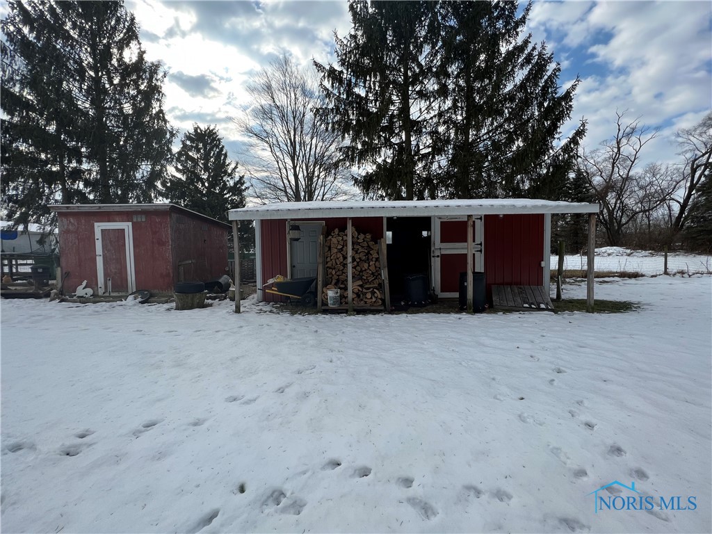 Listing photo id 16 for 7087 Co Rd 1-3