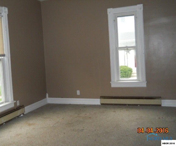 322 Main St, North Baltimore, 45872, 4 Bedrooms Bedrooms, ,1 BathroomBathrooms,Residential,Closed,Main St,H132238