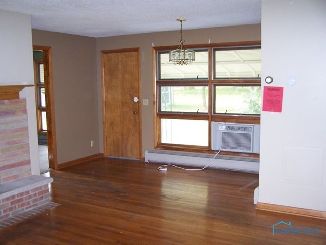 705 Main, North Baltimore, 45872, 2 Bedrooms Bedrooms, ,1 BathroomBathrooms,Residential,Closed,Main,H133665