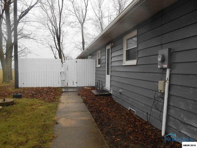 3027 STATE RT 103, Bluffton, 45817, 3 Bedrooms Bedrooms, ,2 BathroomsBathrooms,Residential,Closed,STATE RT 103,H131995