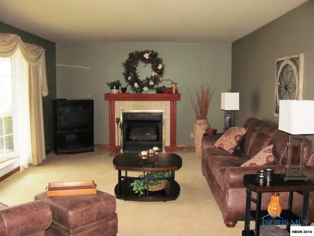 770 MELODY LN, Bucyrus, 44820, 3 Bedrooms Bedrooms, ,4 BathroomsBathrooms,Residential,Closed,MELODY LN,H132006