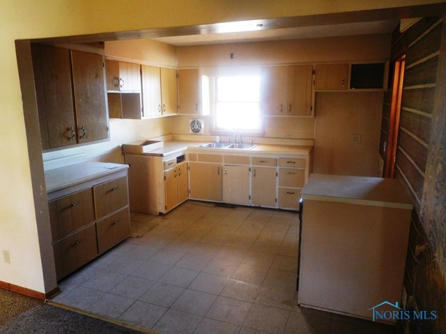 521 3RD ST, North Baltimore, 45872, 3 Bedrooms Bedrooms, ,1 BathroomBathrooms,Residential,Closed,3RD ST,H133831