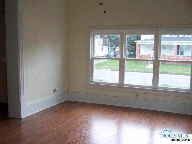 200 Broadway St, North Baltimore, 45872, 3 Bedrooms Bedrooms, ,3 BathroomsBathrooms,Residential,Closed,Broadway St,H131150