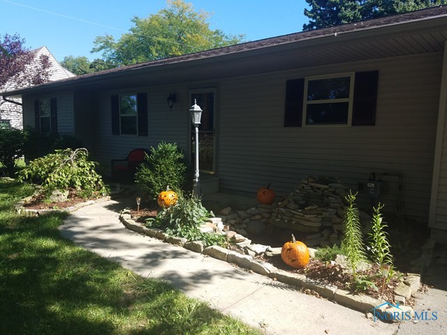 4401 MAIN ST, Findlay, 45840, 4 Bedrooms Bedrooms, ,2 BathroomsBathrooms,Residential,Closed,MAIN ST,H133429
