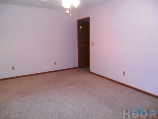 1209 COUNTRYSIDE DR, Findlay, 45840, 2 Bedrooms Bedrooms, ,2 BathroomsBathrooms,Residential,Closed,COUNTRYSIDE DR,H135966