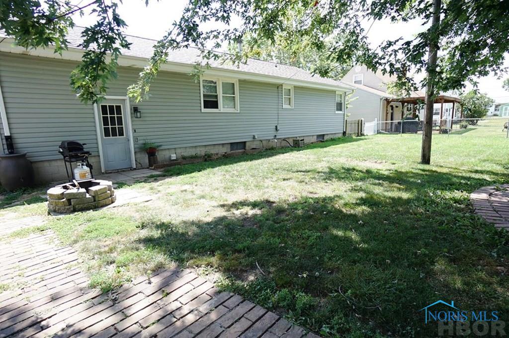 712 EDITH AVE, Findlay, 45840, 3 Bedrooms Bedrooms, ,1 BathroomBathrooms,Residential,Closed,EDITH AVE,H137267