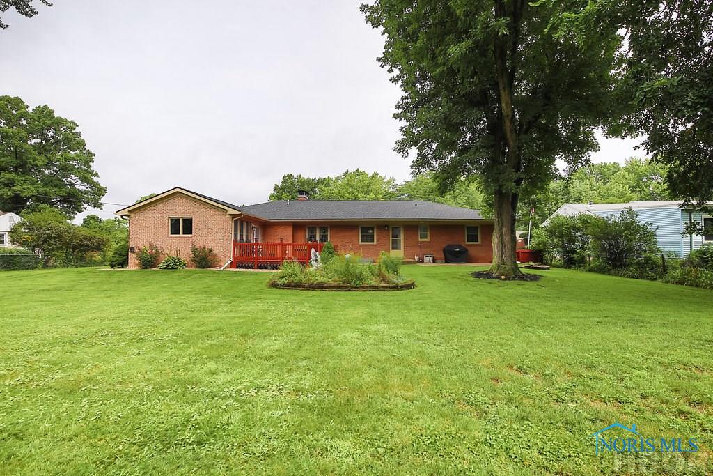 943 STALL DR, Findlay, 45840, 3 Bedrooms Bedrooms, ,2 BathroomsBathrooms,Residential,Closed,STALL DR,H137727