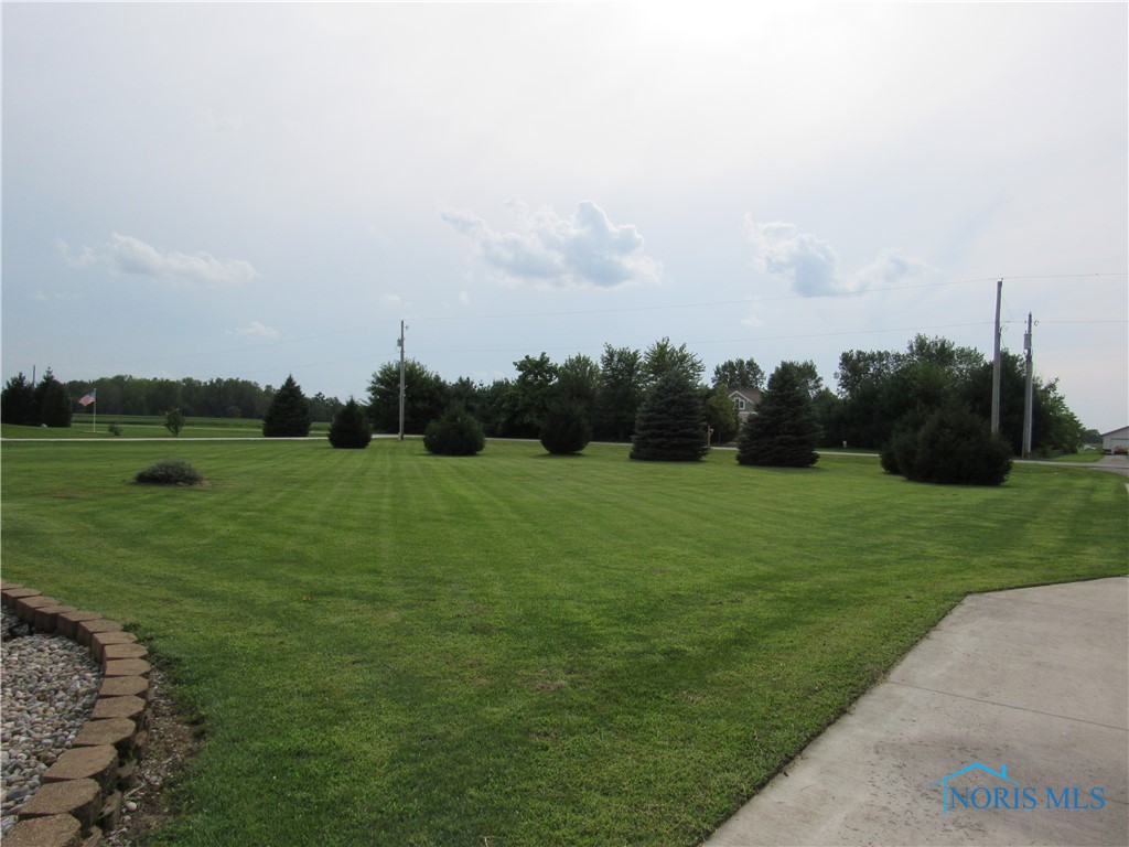 Listing photo id 32 for 1220 County Road 7