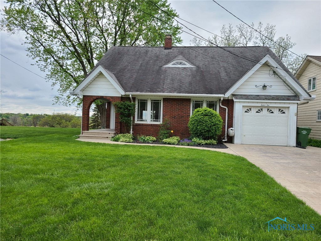 Details for 1210 River Road, Maumee, OH 43537