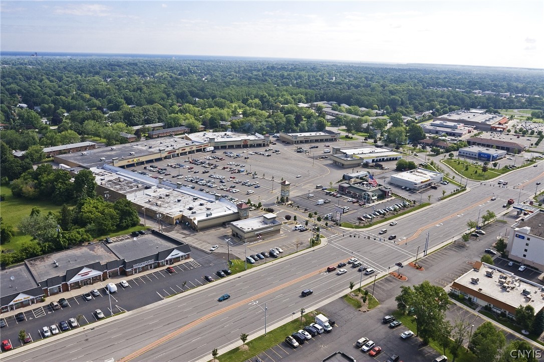 Busy 178,000 s/f Shopping Center on the boarder of Rochester and Greece, NY in Monroe County. We have 6 vacant spaces with as little as 2900 s/f up to 21,000 square feet of retail Storefronts. The largest space could be converted to Medical, or education uses. Ancor space is available.
