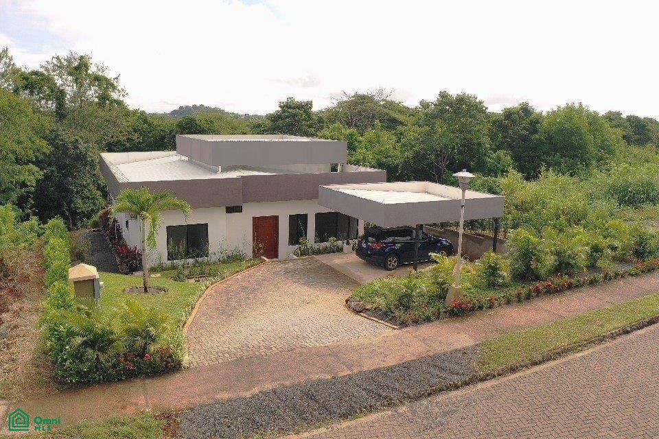 83 Altos de Cacique, Guanacaste 50503, 3 Bedrooms Bedrooms, ,2 BathroomsBathrooms,Residential,For Sale,Altos de Cacique,CR24569397