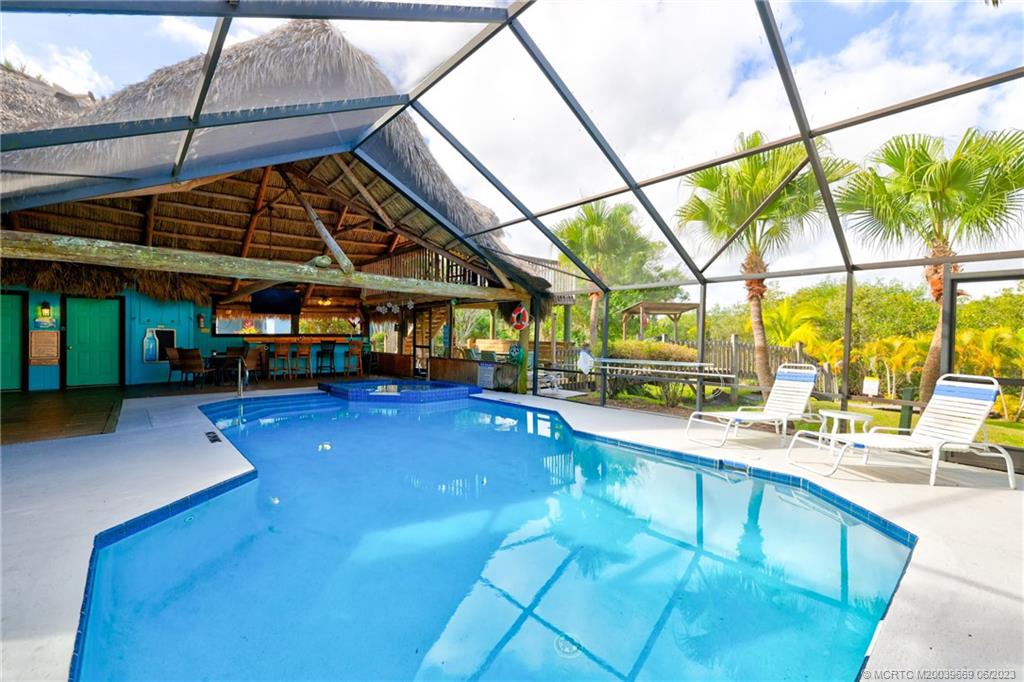 1812 SE Hideaway Circle, Port Saint Lucie, FL 34952