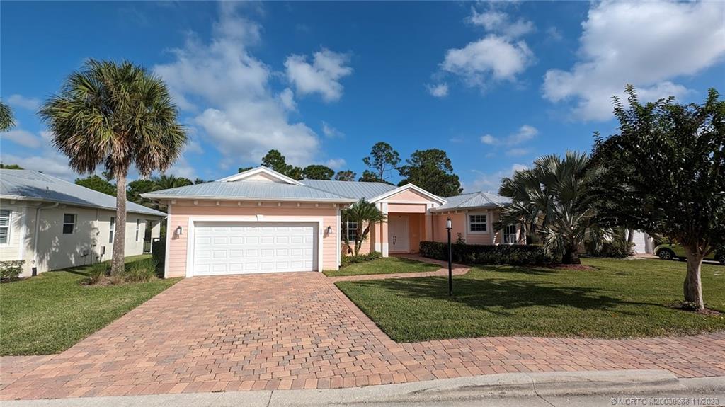 155 SW Cocoloba Way, Stuart, FL 34997