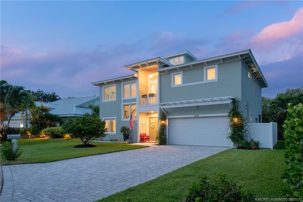 3950 NE Joes Point Road, Stuart, FL 34996