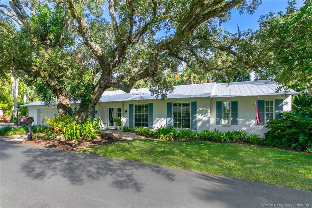 6 Delano Lane, Stuart, FL 34996