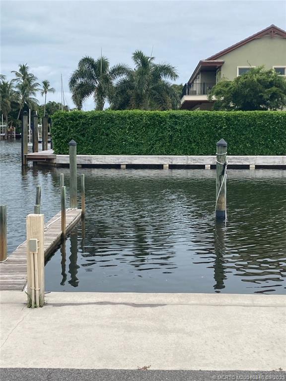 10384 SE Coconut Lane, Hobe Sound, FL 33455