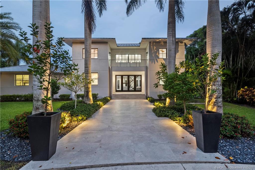 107 Abbie Court, Sewalls Point, FL 34996