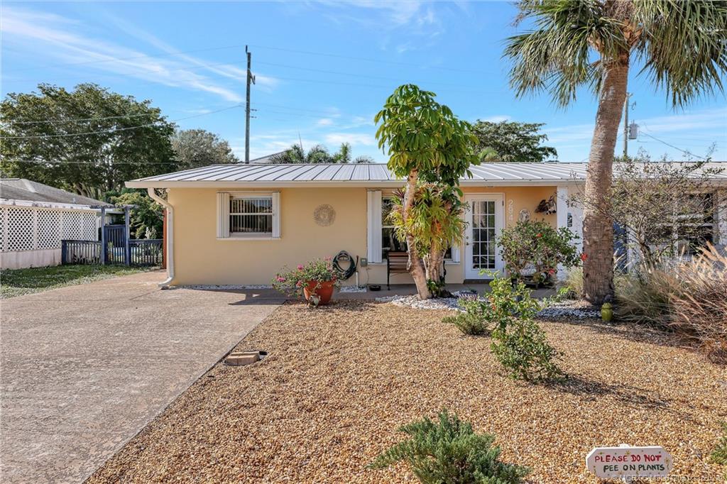 294 SE Sailfish Lane, Stuart, FL 34996