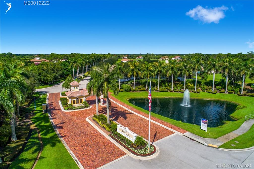 158 SE Strada Tione, Port Saint Lucie, FL 34952