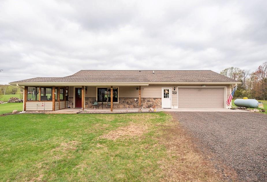 19795 S Sweden Road, grand view, WI 