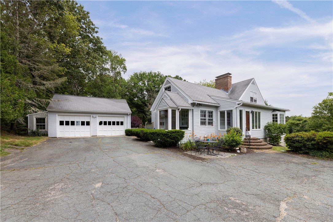 3236 Tower Hill Road, South Kingstown, RI 02879