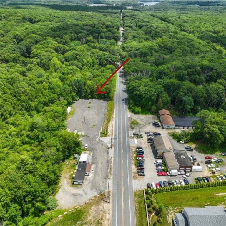 Great investment opportunity! Excellent location for a commercial venture - high visibility and traffic. Zoned General Business. Adjacent lot MLS #1314027 also listed for sale.