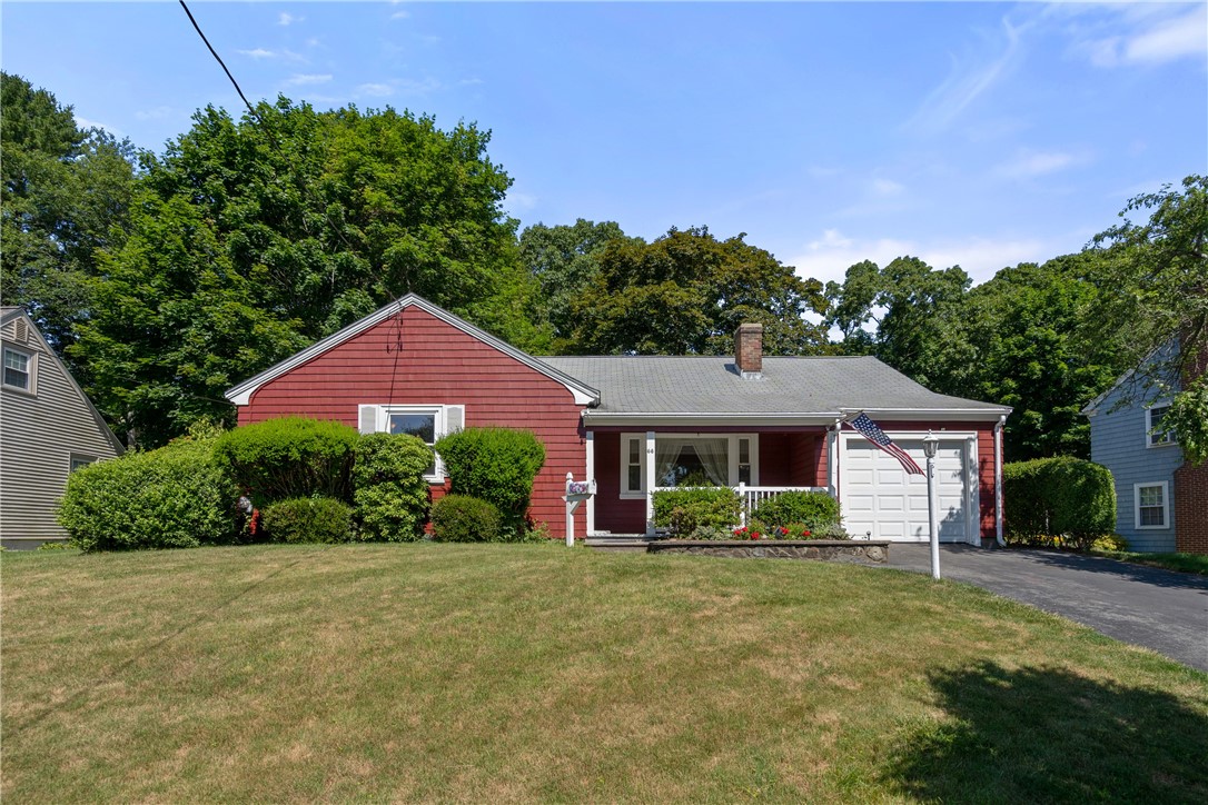 66 Indian Road, East Providence, RI 02915