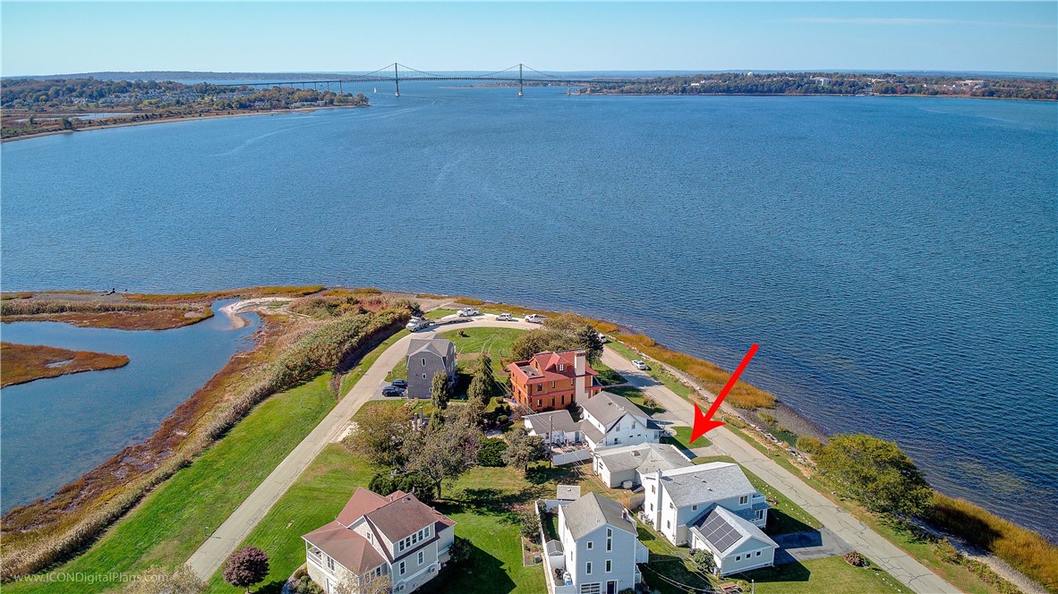 244 Common Fence Boulevard NW, Portsmouth, RI 02871