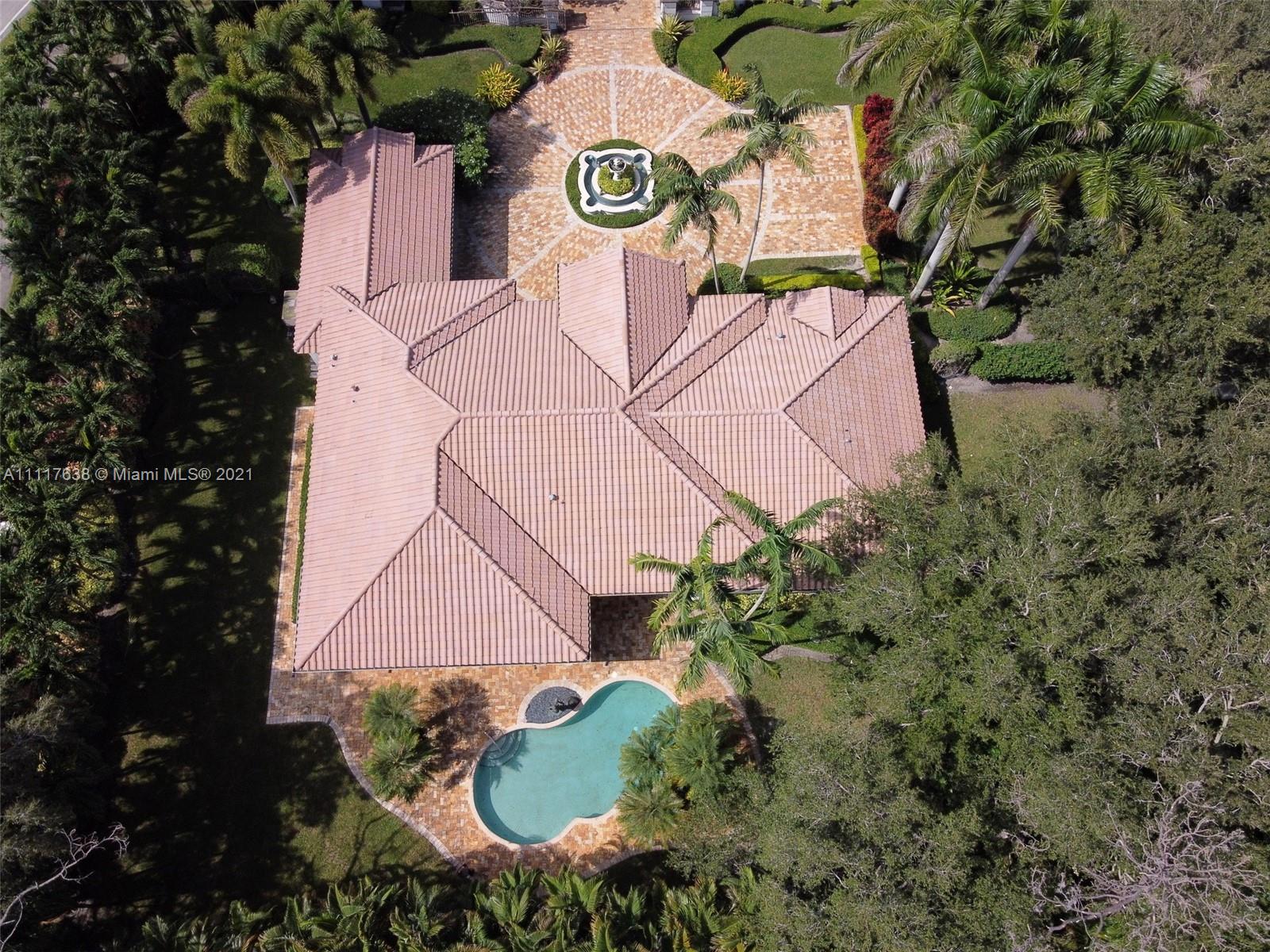Photo 2 of 7151 78th Ct in Miami - MLS A11117638