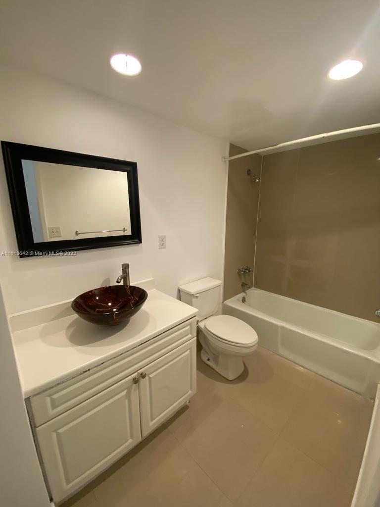 Listing Photo 9
