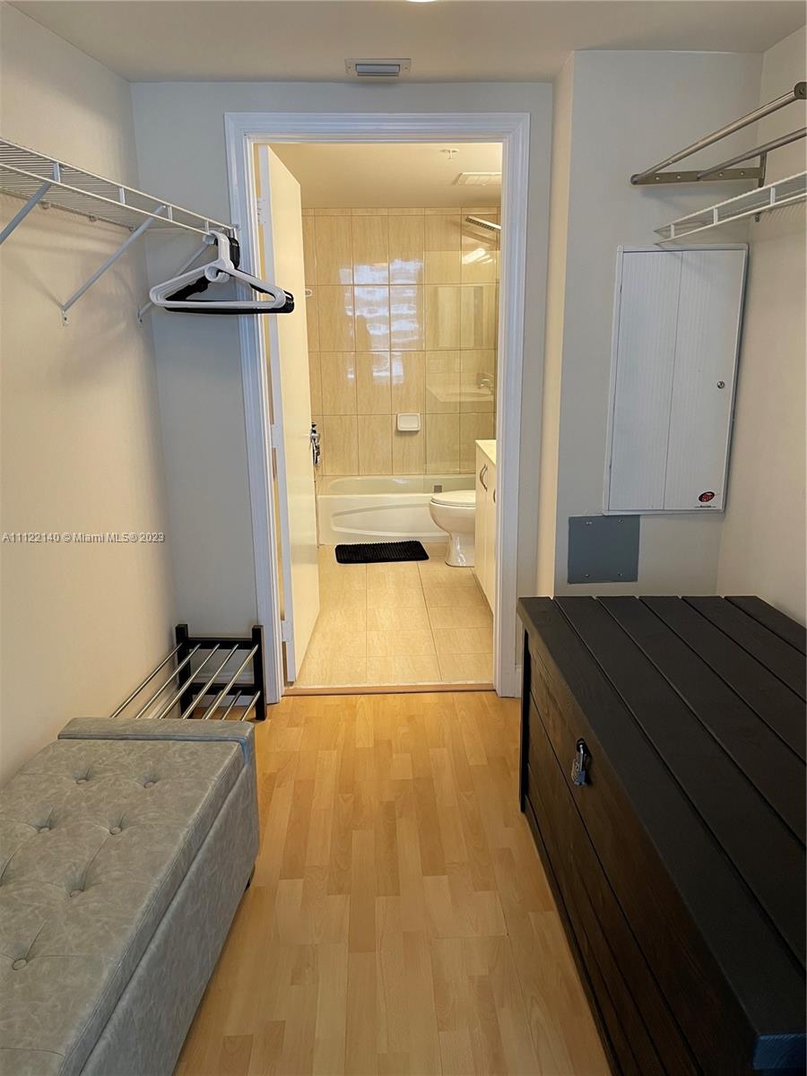 Listing Photo 17