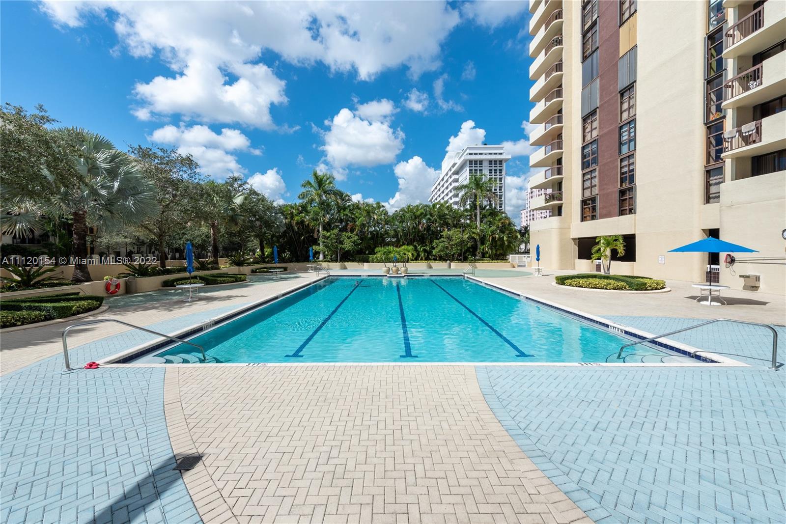 New Listing! 2 bedroom/ 2.5 bathroom condo with 1,423 sq. ft. Updated kitchen. Split floor plan. The Master has a walk-in closet, large shower, and separate tub in the master bath. Tile flooring. Expansive balcony with stunning views of the Biltmore Hotel, Coconut Grove down to Dadeland. Washer/dryer in unit. 1 parking space with plenty of visitor parking. Within walking distance to Downtown Coral Gables. 600 Biltmore Way has many amenities such as 24-hour security, a community pool, a card room, and an exercise room.