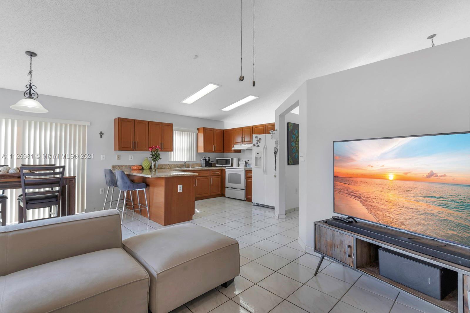 20131 NW 81st Ct, Hialeah, Florida 33015, 3 Bedrooms Bedrooms, ,2 BathroomsBathrooms,Residential,For Sale,20131 NW 81st Ct,A11126381