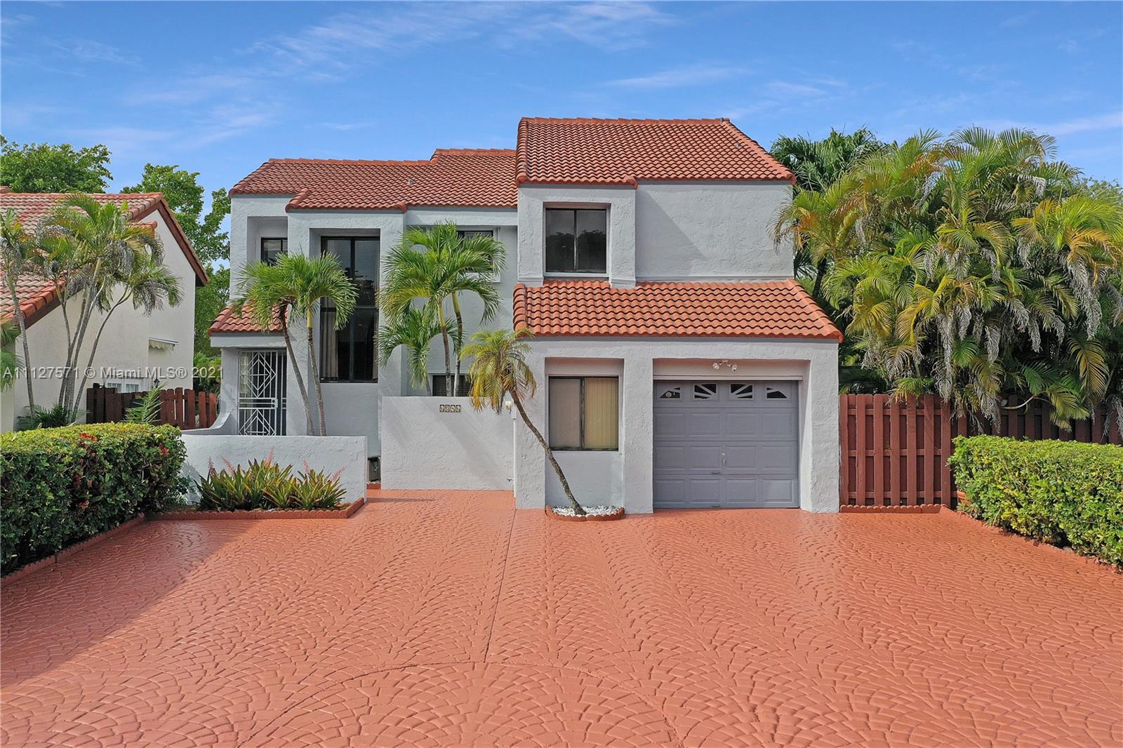 Photo 1 of 6046 127th Ct in Miami - MLS A11127571