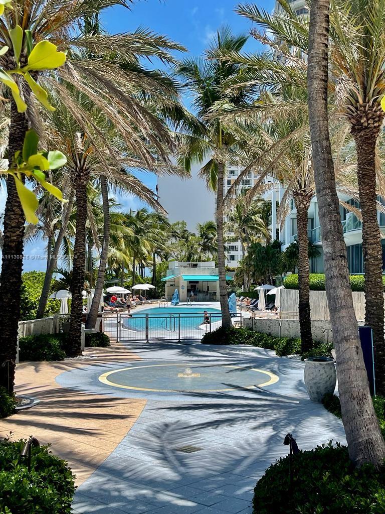 Foot fountain and passage to the sandy beaches