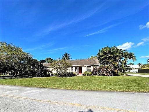 Photo 1 of 14921 154th Ter in Miami - MLS A11132247