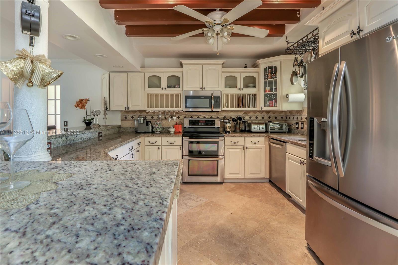 Photo 2 of 1317 Adams St in Hollywood - MLS A11128513