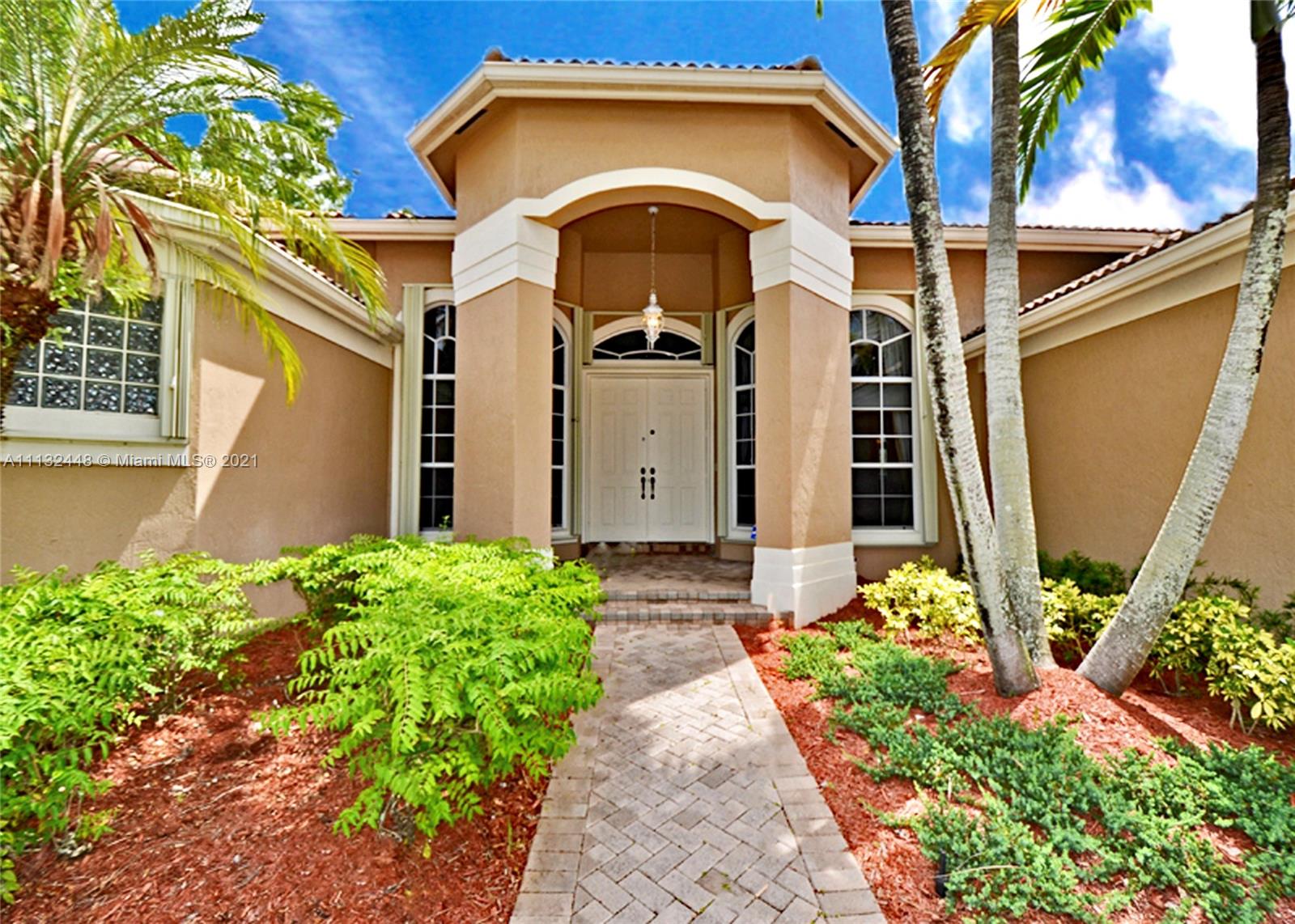 Photo 2 of 2529 Monterey Ct in Weston - MLS A11132448