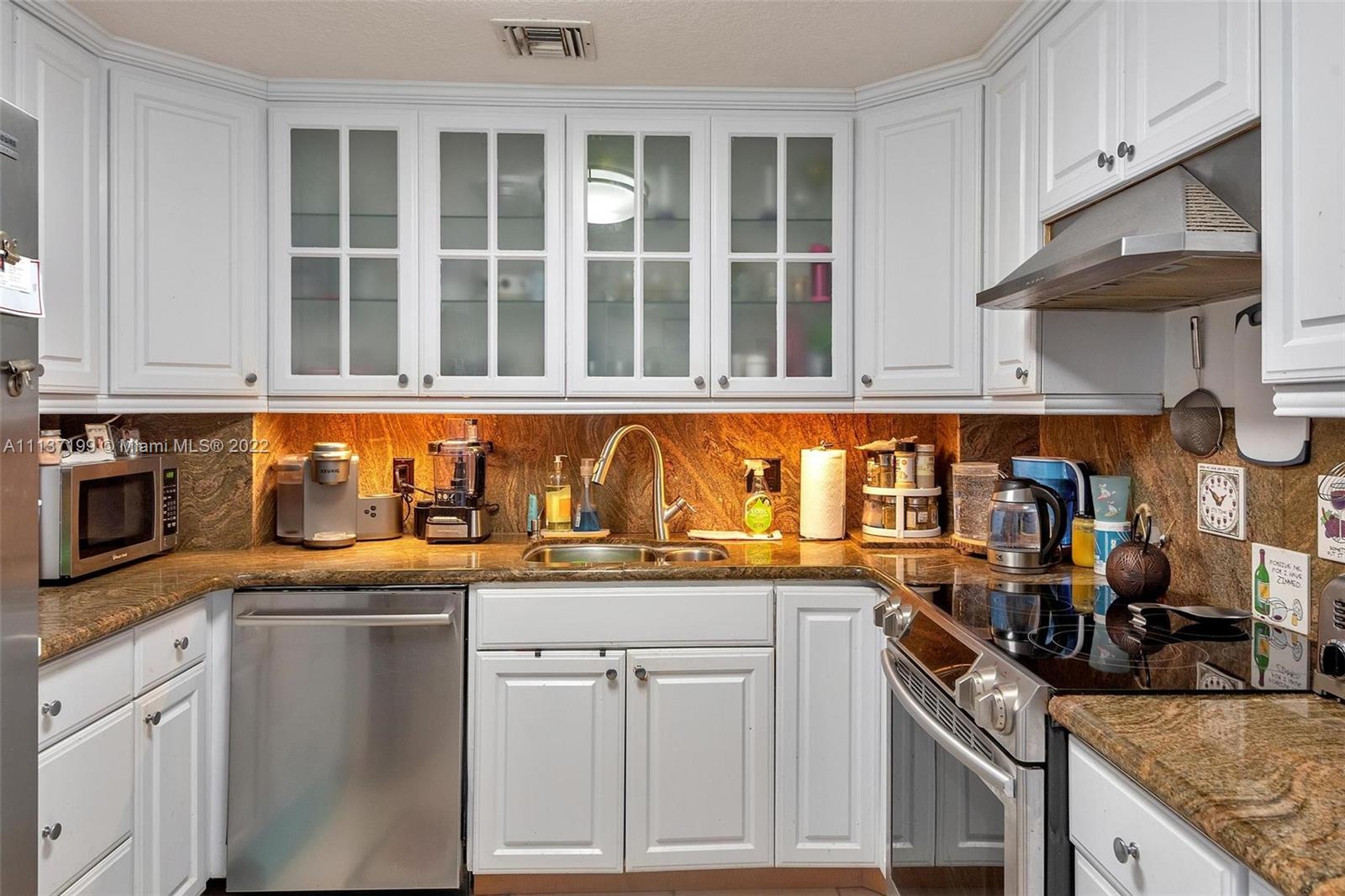 1980 S Ocean Dr 21G, Hallandale Beach, Florida 33009, 2 Bedrooms Bedrooms, ,2 BathroomsBathrooms,Residential,For Sale,1980 S Ocean Dr 21G,A11137199