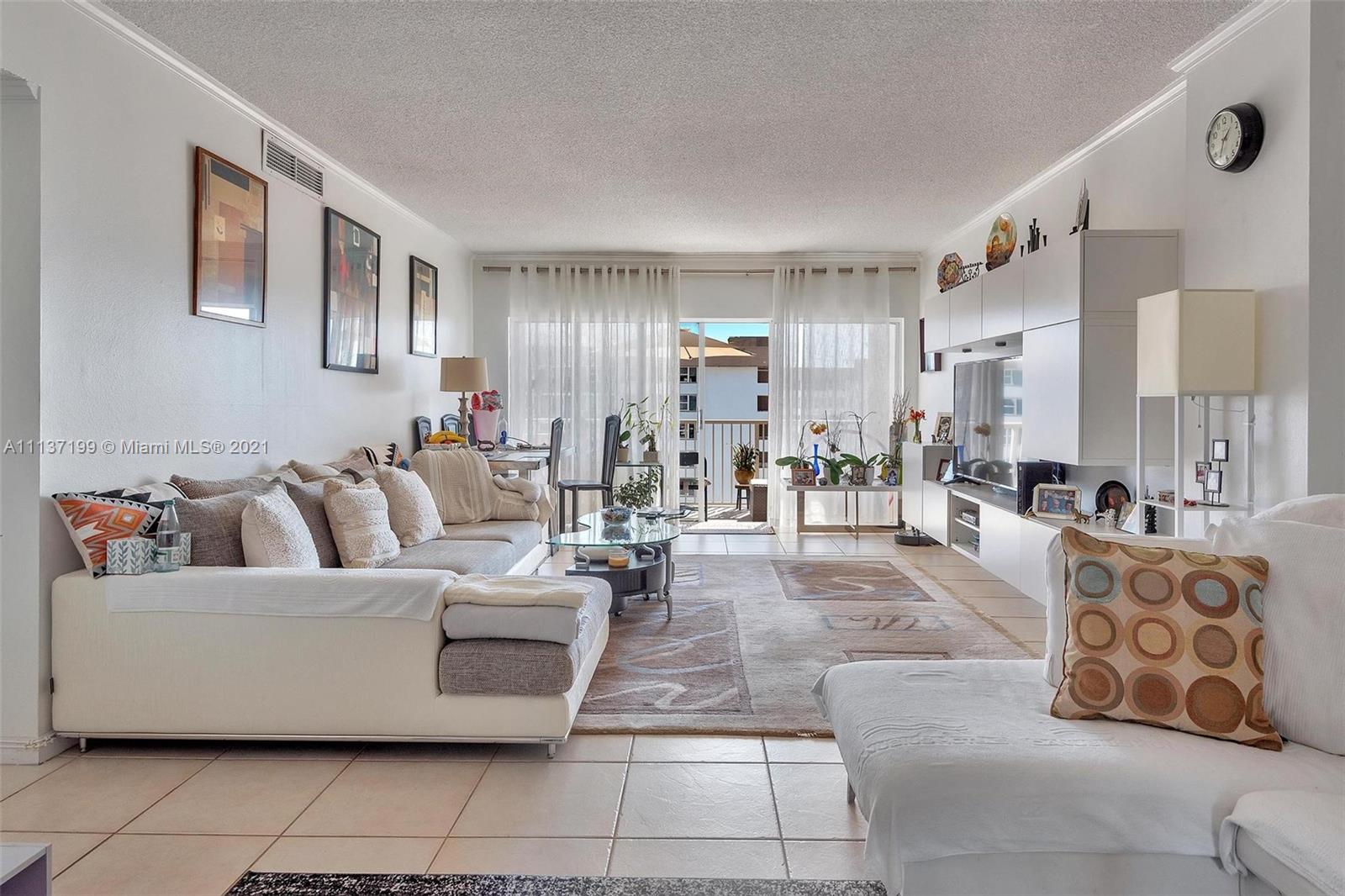 1980 S Ocean Dr 21G, Hallandale Beach, Florida 33009, 2 Bedrooms Bedrooms, ,2 BathroomsBathrooms,Residential,For Sale,1980 S Ocean Dr 21G,A11137199