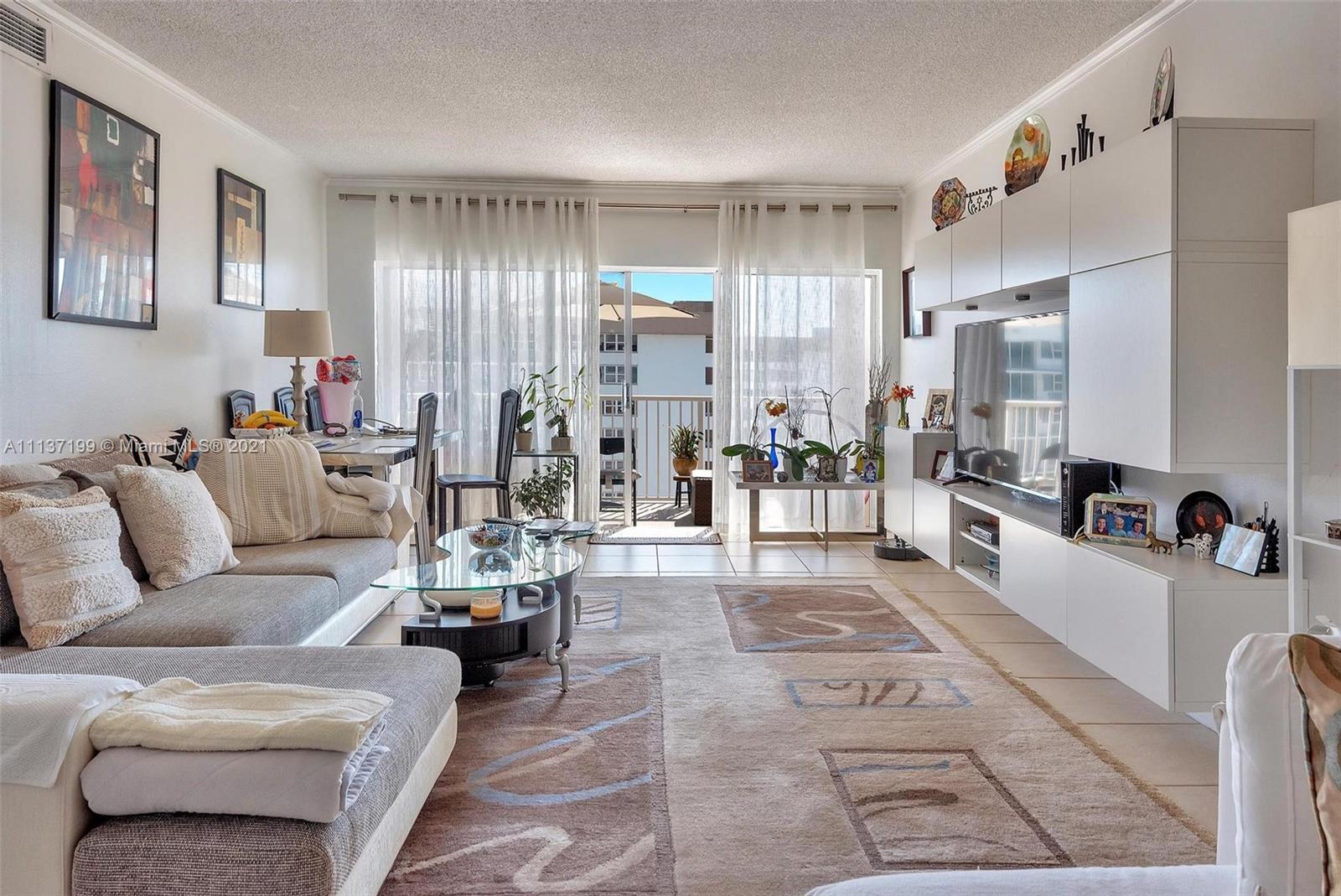 1980 S Ocean Dr 21G, Hallandale Beach, Florida 33009, 2 Bedrooms Bedrooms, ,2 BathroomsBathrooms,Residential,For Sale,1980 S Ocean Dr 21G,A11137199