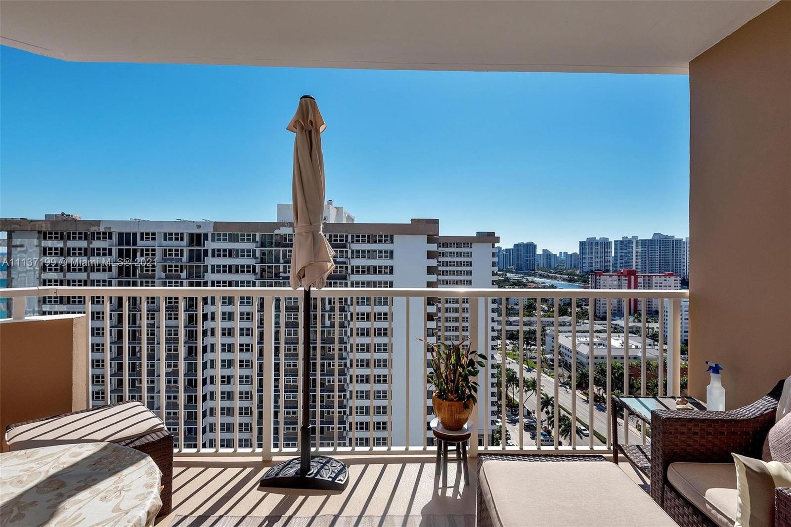 1980 S Ocean Dr 21G, Hallandale Beach, Florida 33009, 2 Bedrooms Bedrooms, ,2 BathroomsBathrooms,Residential,For Sale,1980 S Ocean Dr 21G,A11137199