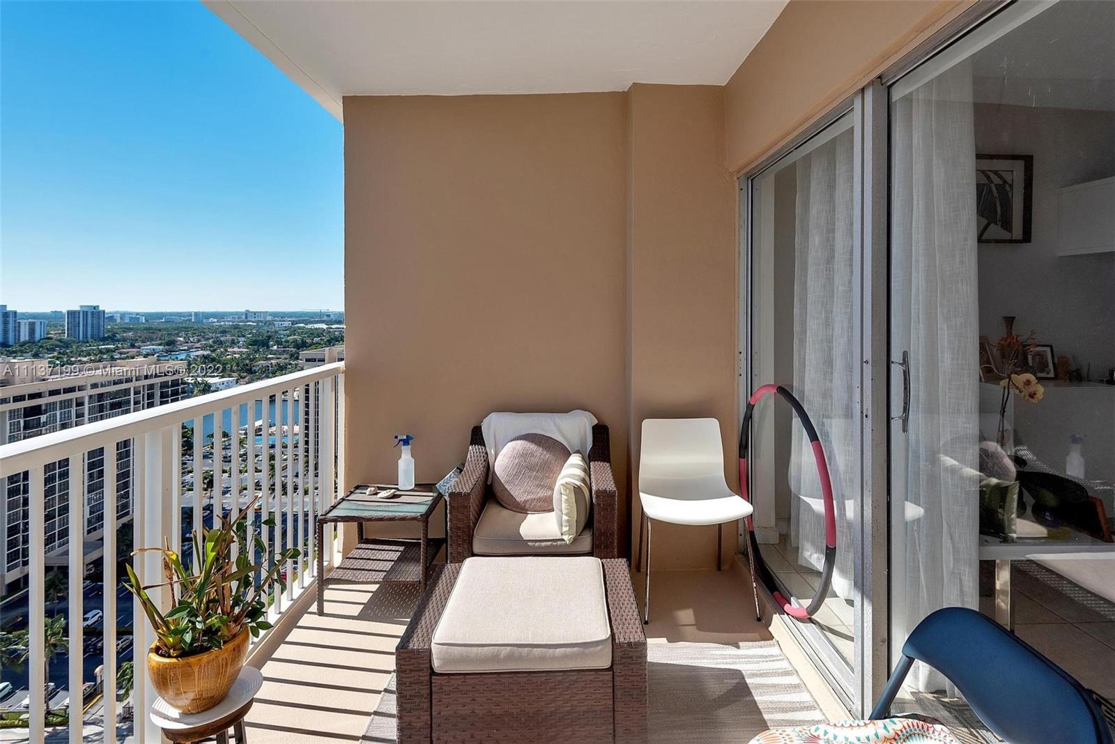 1980 S Ocean Dr 21G, Hallandale Beach, Florida 33009, 2 Bedrooms Bedrooms, ,2 BathroomsBathrooms,Residential,For Sale,1980 S Ocean Dr 21G,A11137199