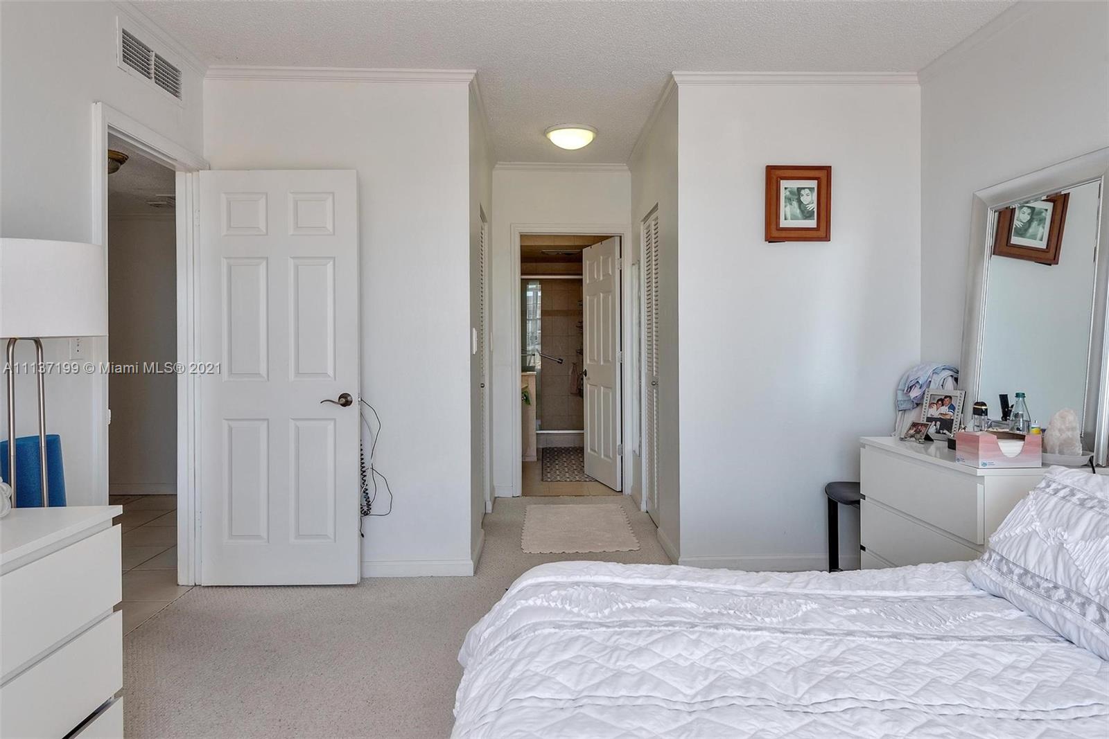 1980 S Ocean Dr 21G, Hallandale Beach, Florida 33009, 2 Bedrooms Bedrooms, ,2 BathroomsBathrooms,Residential,For Sale,1980 S Ocean Dr 21G,A11137199
