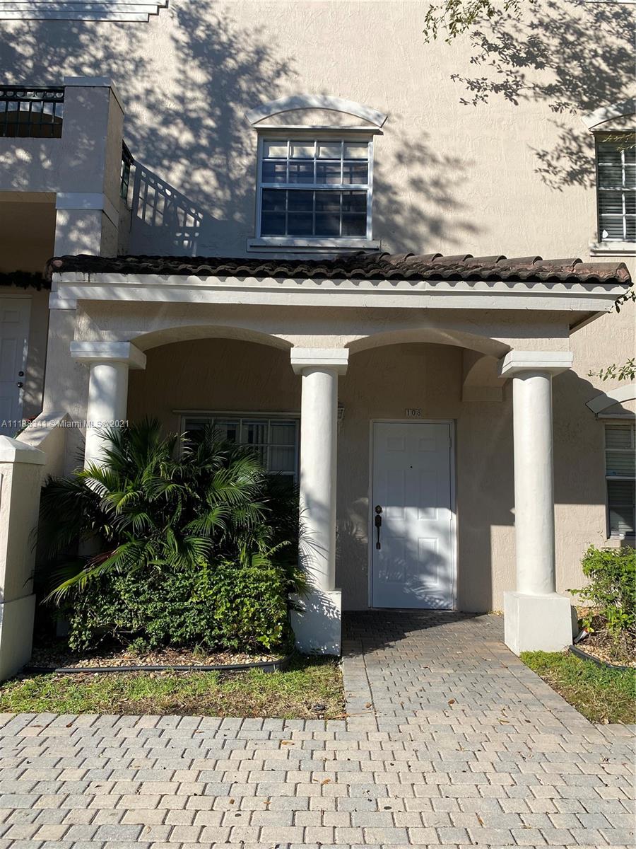 5610 NW 114th Pl 108, Doral, Florida 33178, 3 Bedrooms Bedrooms, ,2 BathroomsBathrooms,Residentiallease,For Rent,5610 NW 114th Pl 108,A11138341