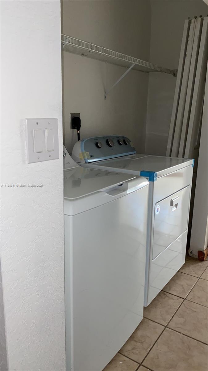 5610 NW 114th Pl 108, Doral, Florida 33178, 3 Bedrooms Bedrooms, ,2 BathroomsBathrooms,Residentiallease,For Rent,5610 NW 114th Pl 108,A11138341