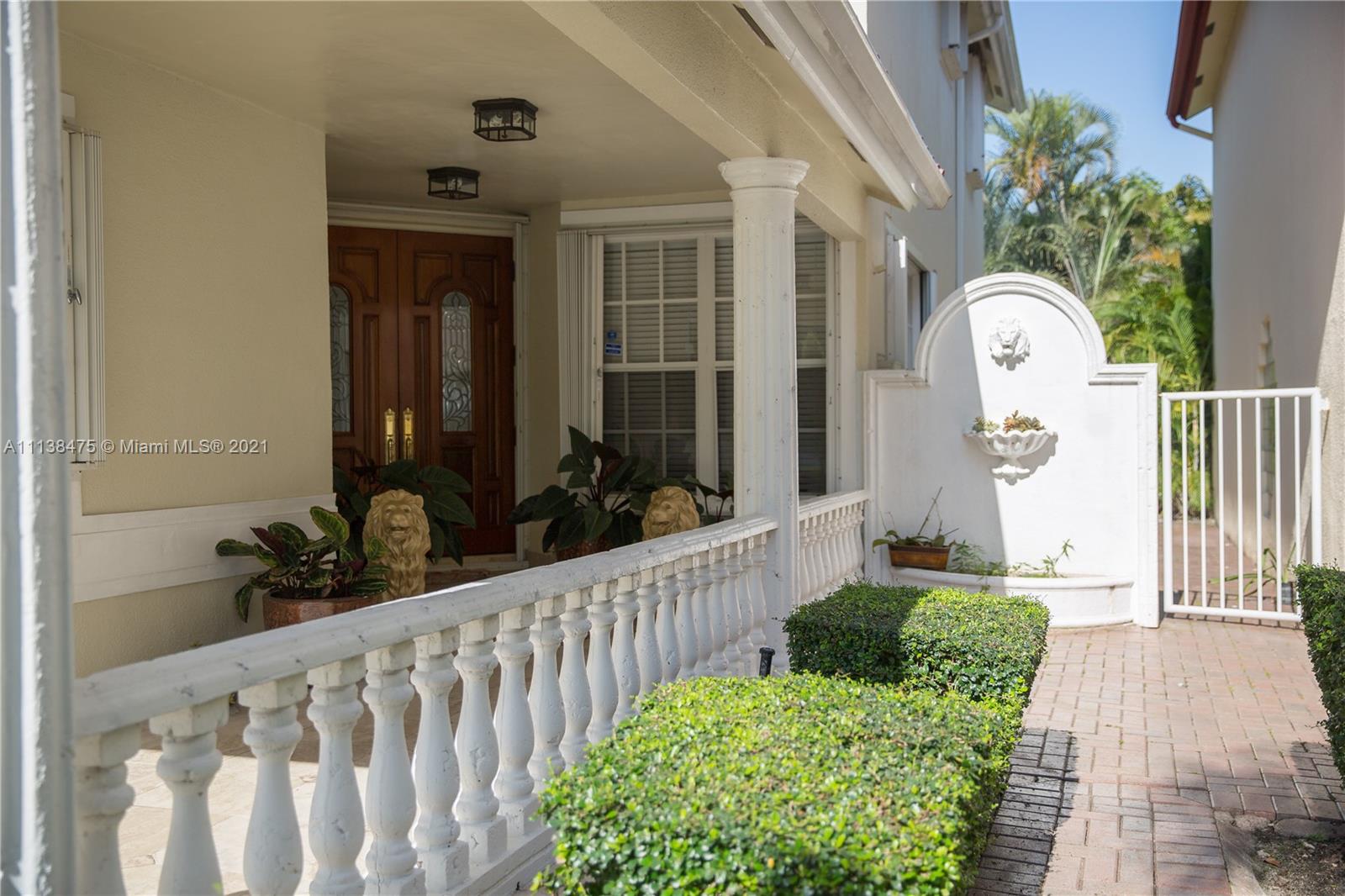 Photo 2 of 10315 56th Ter in Doral - MLS A11138475