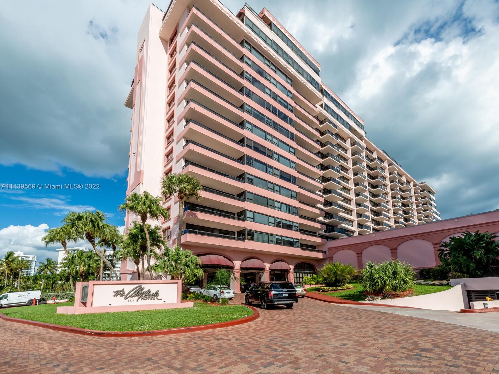 5225  Collins Ave #1520 For Sale A11139569, FL