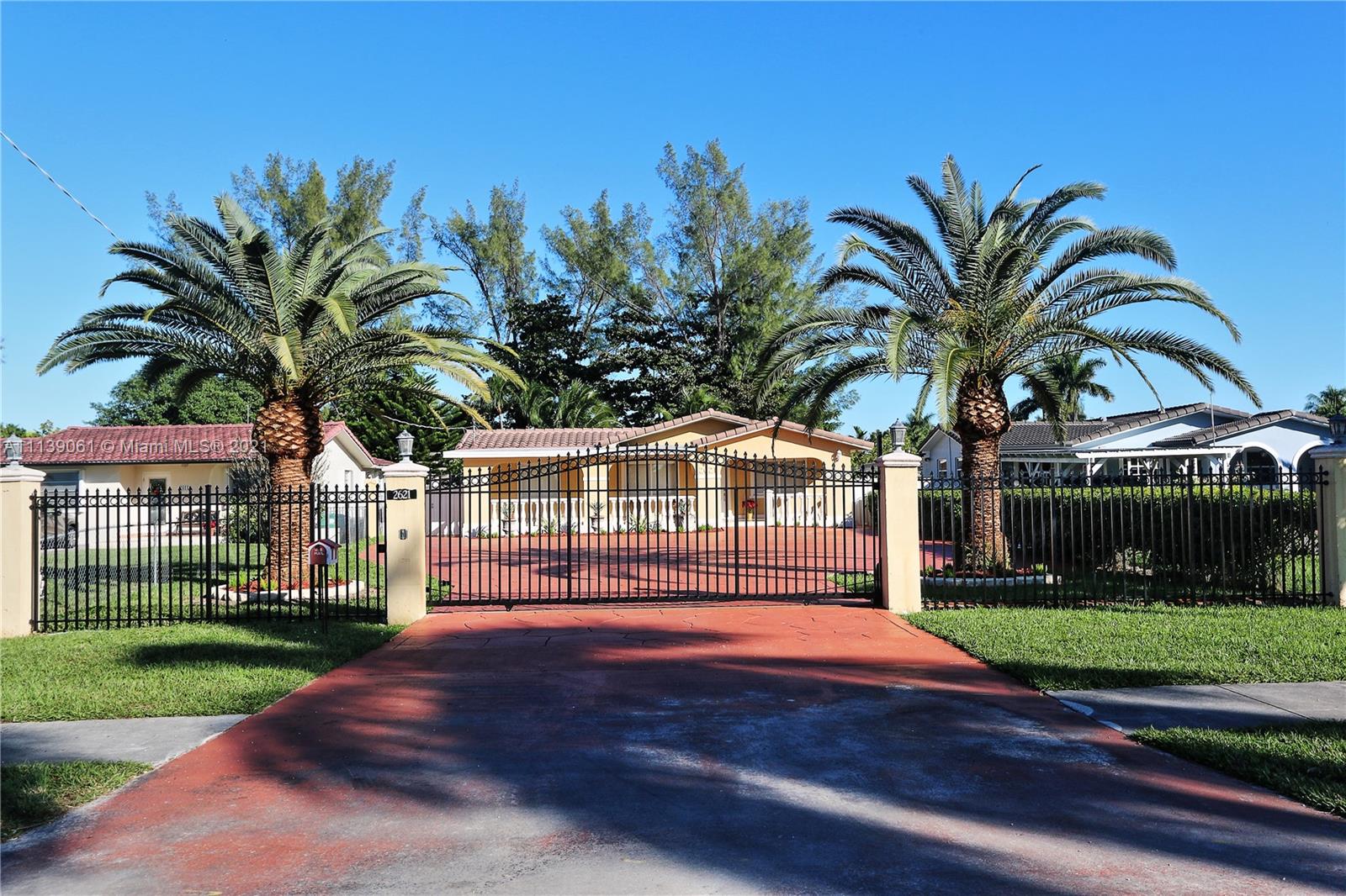 Photo 1 of 2621 117th Ave in Miami - MLS A11139061
