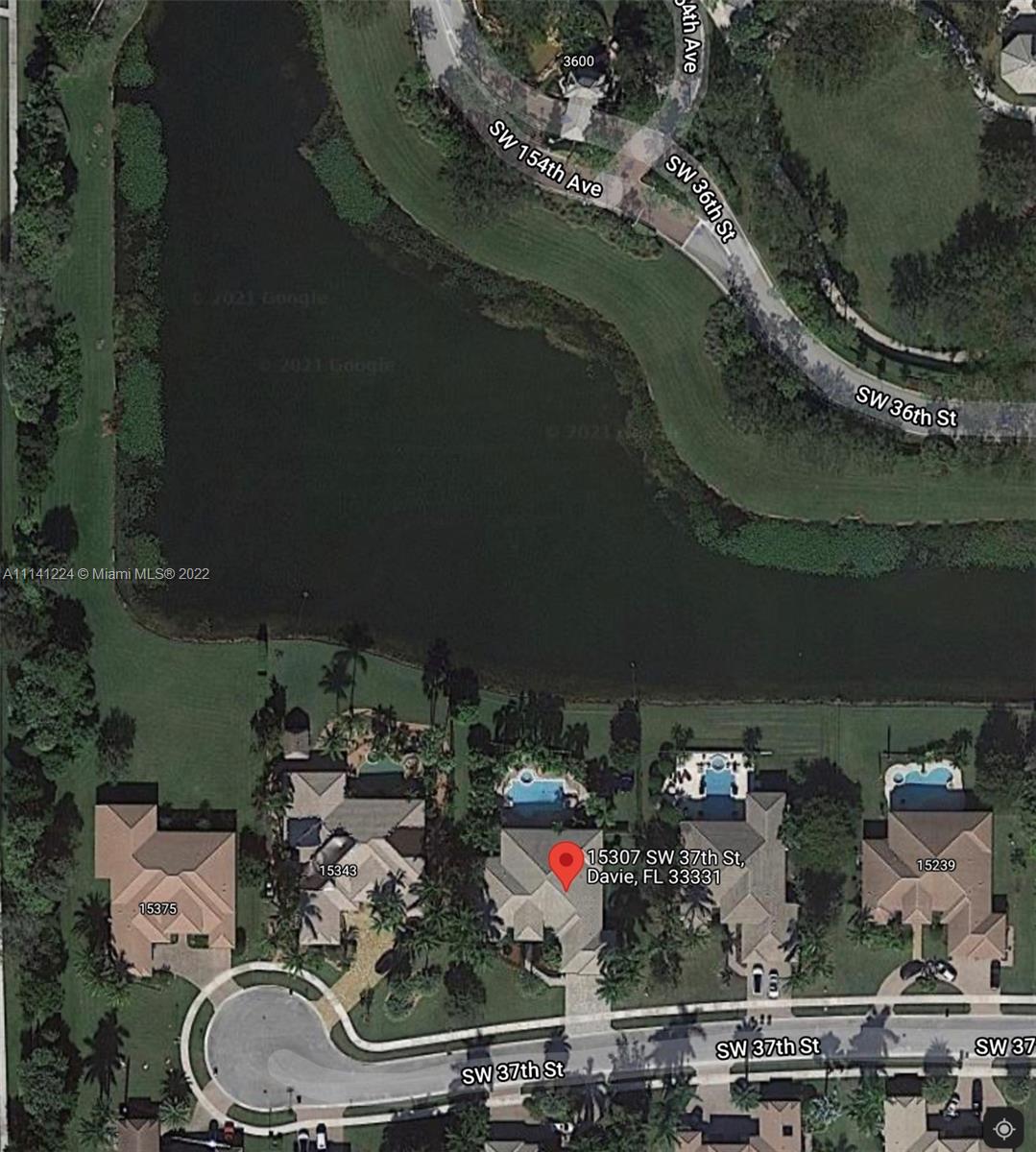Photo 1 of 15307 37th St in Davie - MLS A11141224